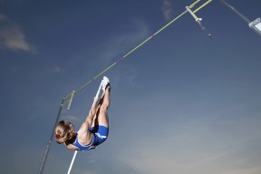 MILANSPORT-王者归来，德布劳内复出助公牛问鼎，足坛震撼热议